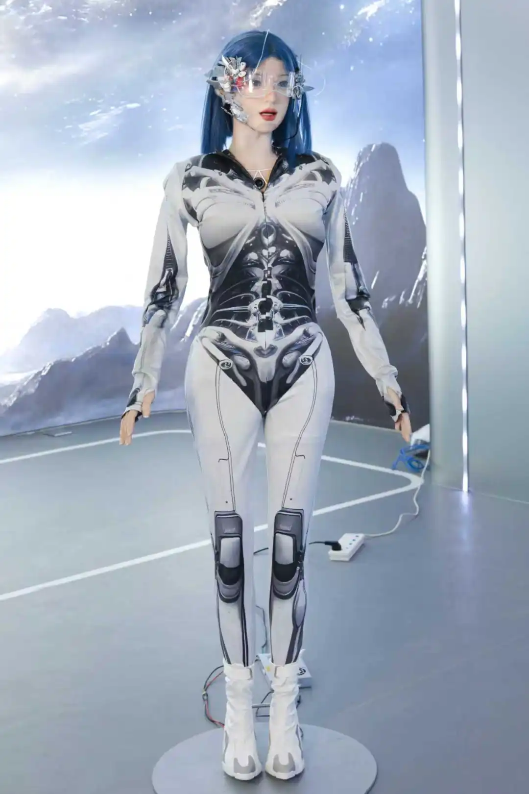 火星美女机器人 图片5