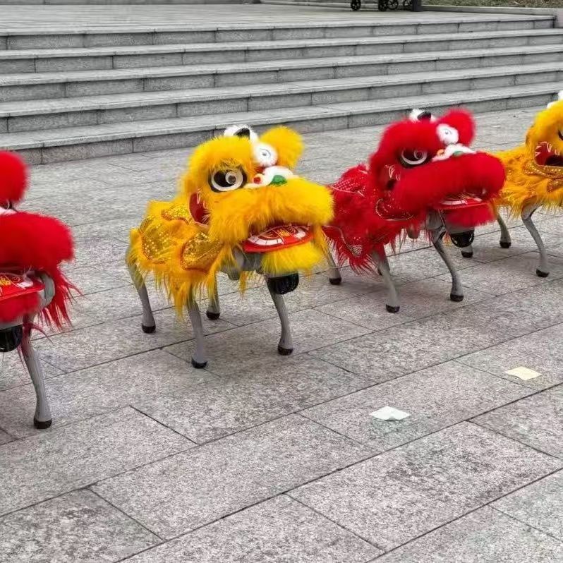 宇树智能机器狗Go2云深处AI绝影狮子狗服装舞狮子醒狮